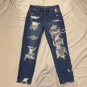 American Eagle Mom Jean